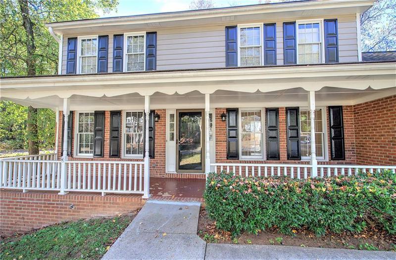 Image for property 2864 Holly Oaks Drive, Marietta, GA 30062
