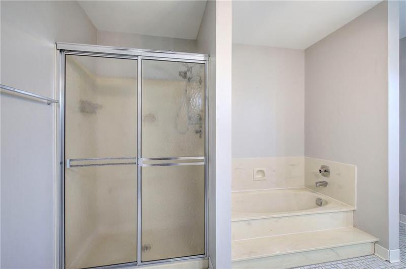 Image for property 2864 Holly Oaks Drive, Marietta, GA 30062