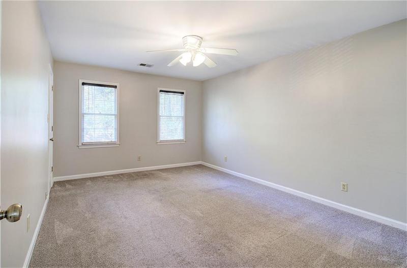 Image for property 2864 Holly Oaks Drive, Marietta, GA 30062