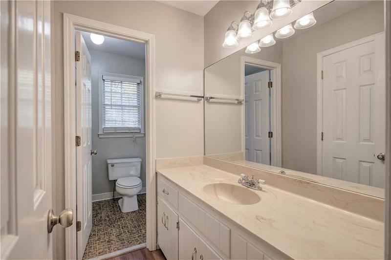 Image for property 2864 Holly Oaks Drive, Marietta, GA 30062