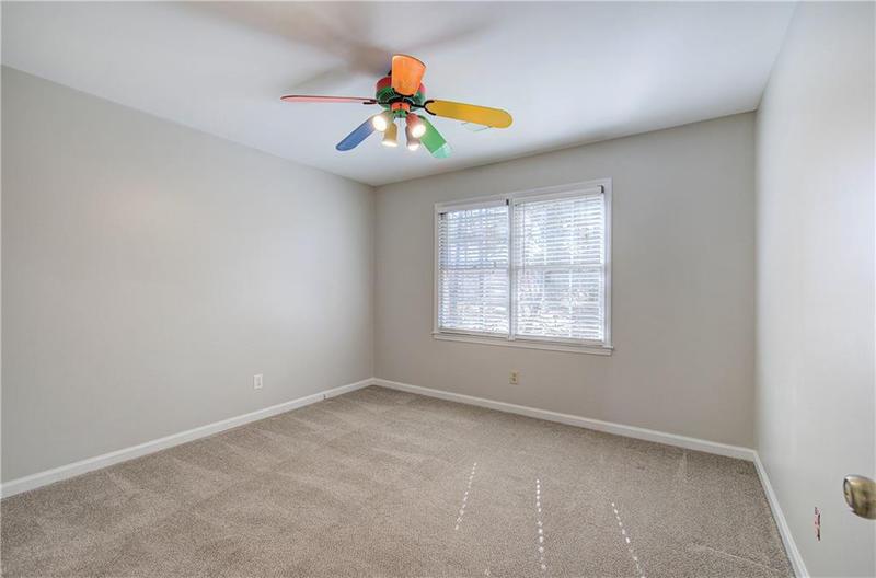 Image for property 2864 Holly Oaks Drive, Marietta, GA 30062
