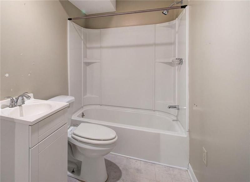 Image for property 2864 Holly Oaks Drive, Marietta, GA 30062