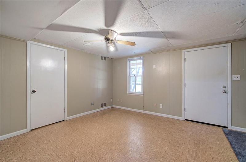 Image for property 2864 Holly Oaks Drive, Marietta, GA 30062