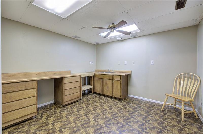 Image for property 2864 Holly Oaks Drive, Marietta, GA 30062