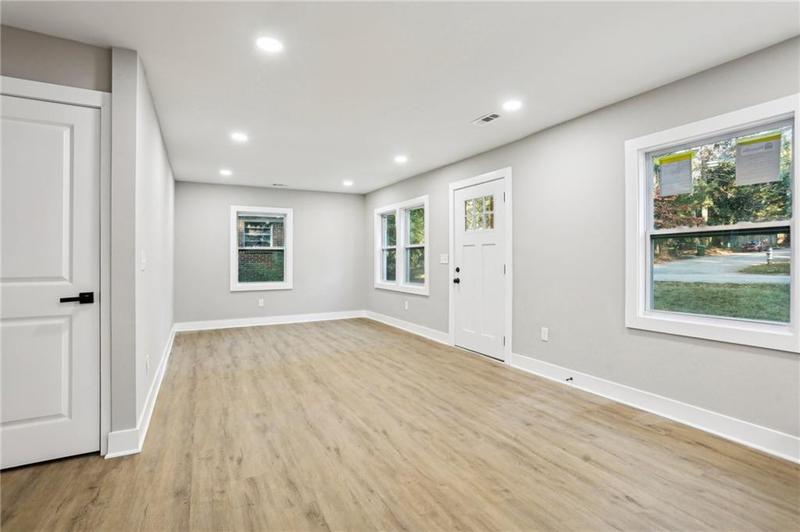 Image for property 220 Mount Zion Road, Hapeville, GA 30354
