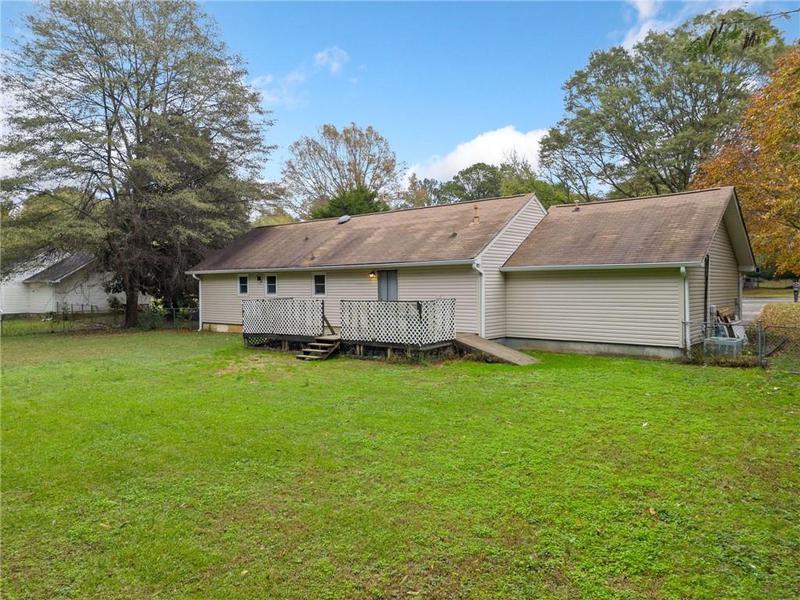 Image for property 1874 Old Lost Mountain Road, Powder Springs, GA 30127