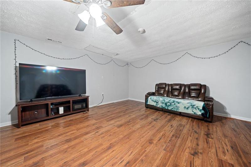Image for property 1874 Old Lost Mountain Road, Powder Springs, GA 30127