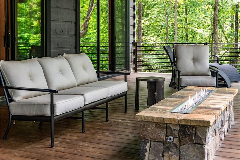 Image for property 453 Settlers Ridge Road, Ellijay, GA 30540