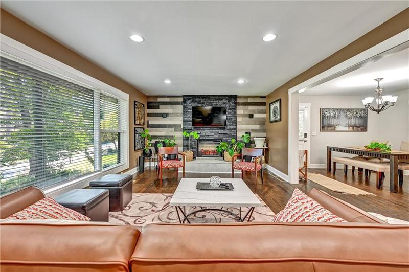 Image for property 2953 Collier Drive, Atlanta, GA 30318