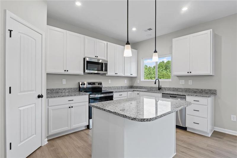 Image for property 104 Alpine Court, Dallas, GA 30132