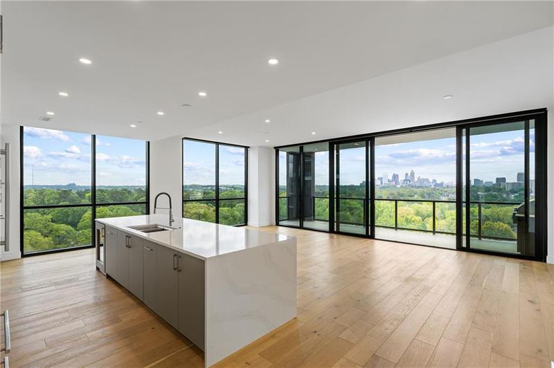 Image for property 2425 Peachtree Road 1409, Atlanta, GA 30305