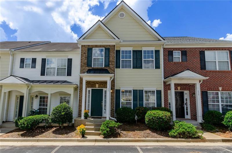 Image for property 636 Kenridge Way, Suwanee, GA 30024