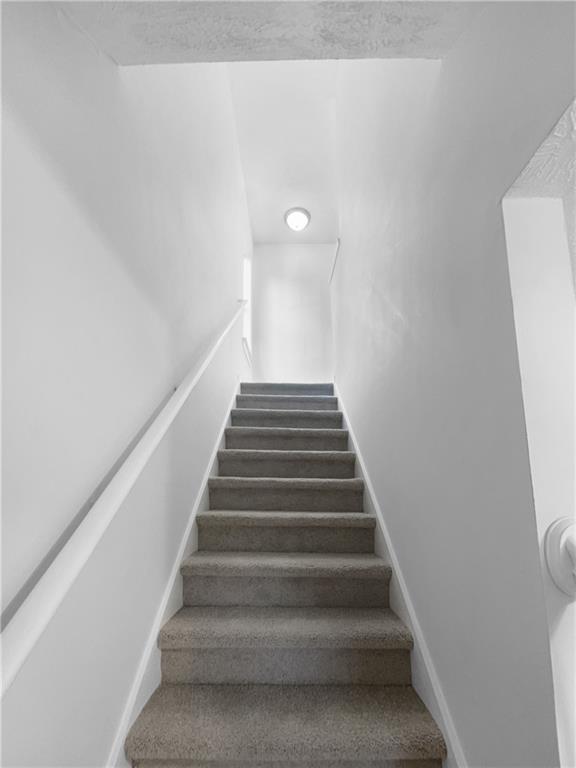 Image for property 61 Barrington Place, Marietta, GA 30066