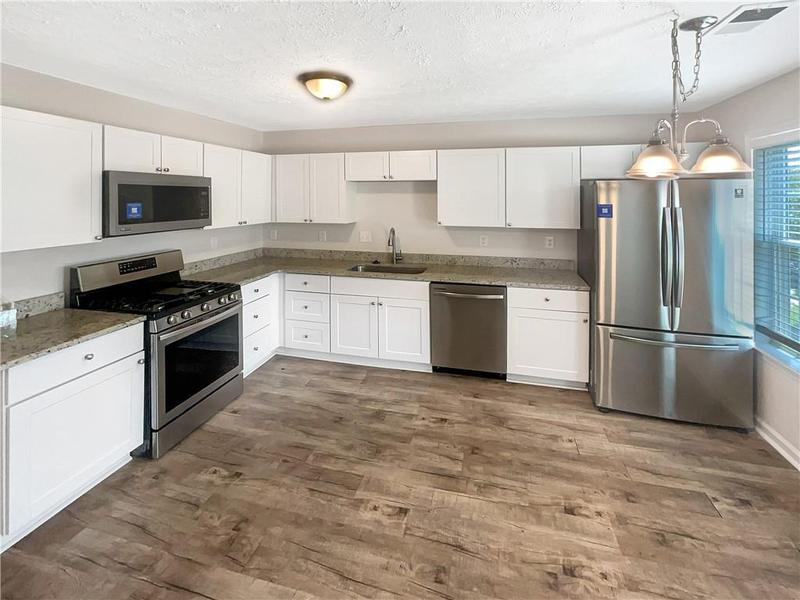 Image for property 61 Barrington Place, Marietta, GA 30066