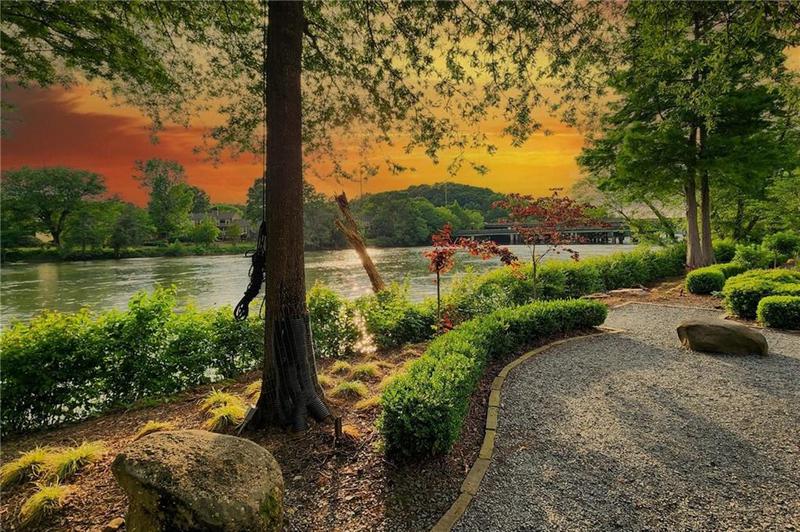 Image for property 318 Sandy Springs Circle 270, Sandy Springs, GA 30328