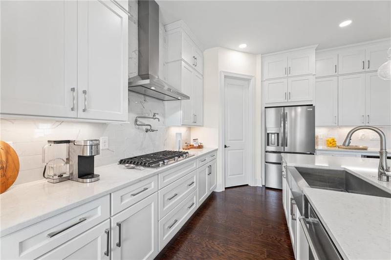 Image for property 3330 Carswell Bend, Cumming, GA 30028