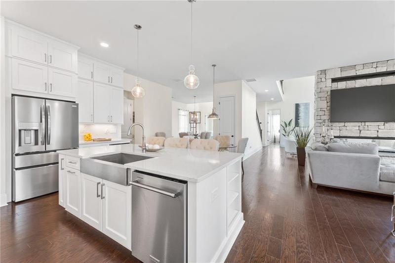 Image for property 3330 Carswell Bend, Cumming, GA 30028