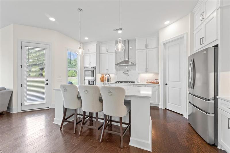 Image for property 3330 Carswell Bend, Cumming, GA 30028