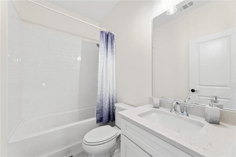 Image for property 3330 Carswell Bend, Cumming, GA 30028