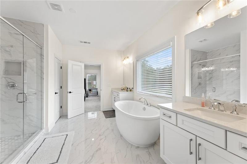 Image for property 3330 Carswell Bend, Cumming, GA 30028