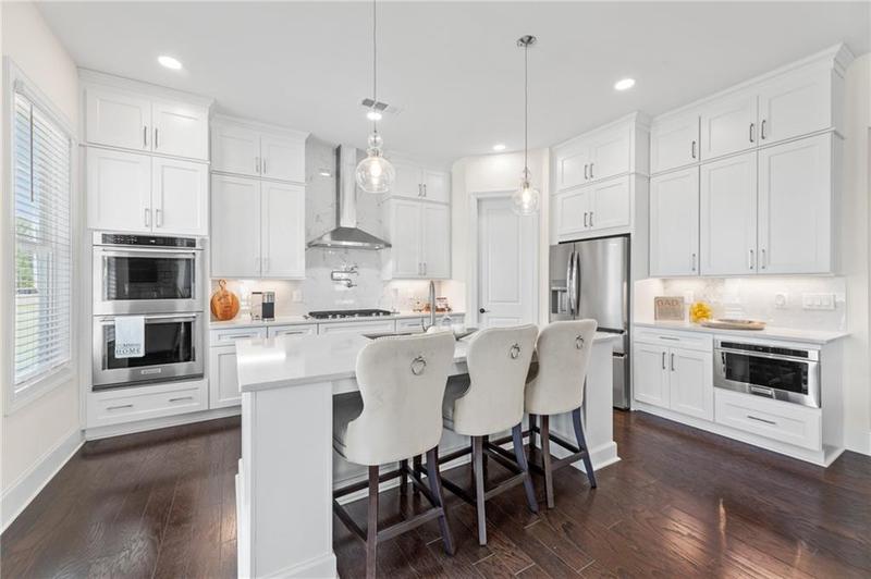 Image for property 3330 Carswell Bend, Cumming, GA 30028