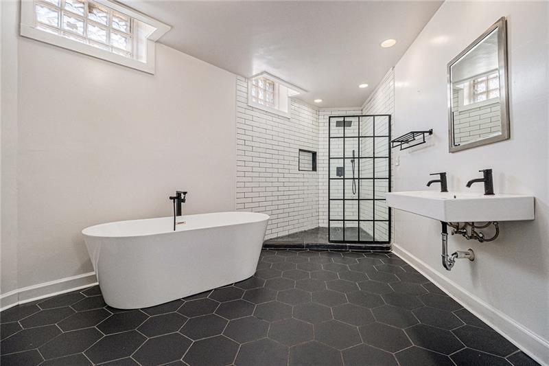 Image for property 1112 Delaware Avenue, Atlanta, GA 30316