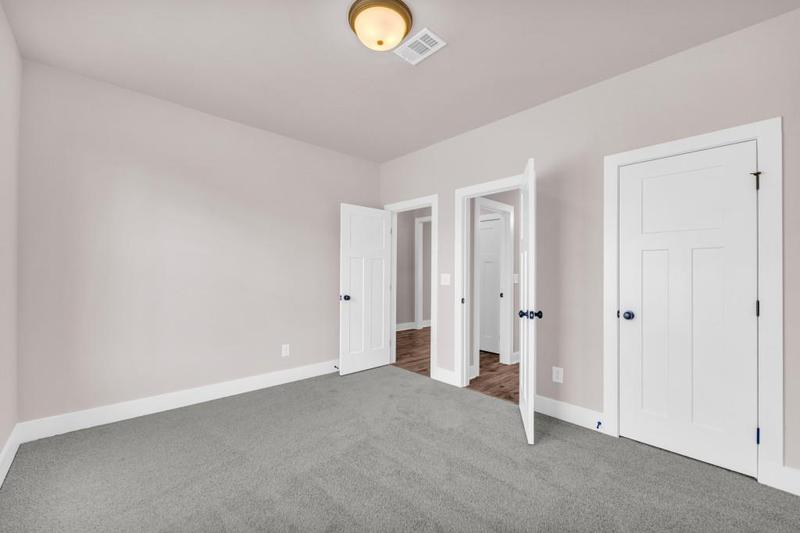 Image for property 35 Bowers Estates Drive, Hartwell, GA 30643