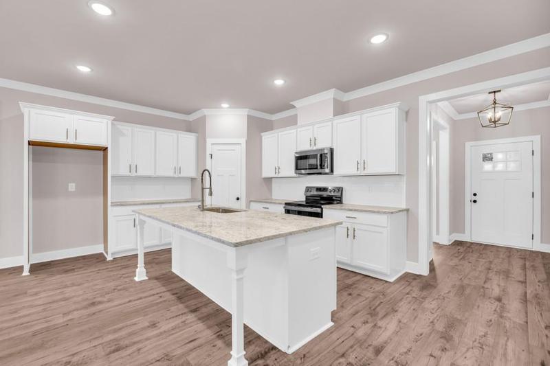 Image for property 35 Bowers Estates Drive, Hartwell, GA 30643