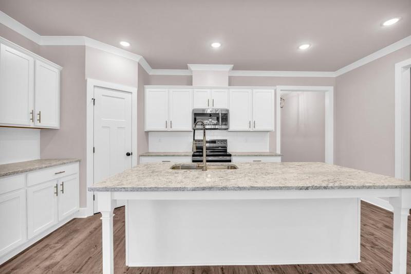 Image for property 35 Bowers Estates Drive, Hartwell, GA 30643