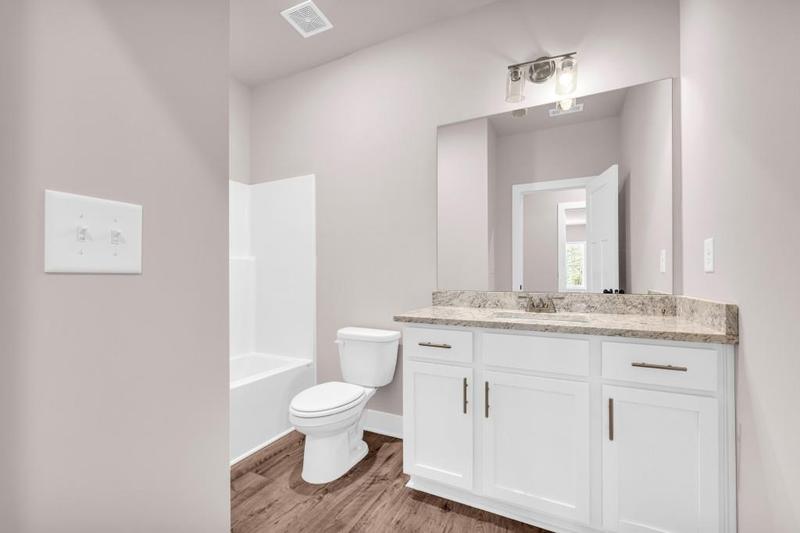 Image for property 35 Bowers Estates Drive, Hartwell, GA 30643