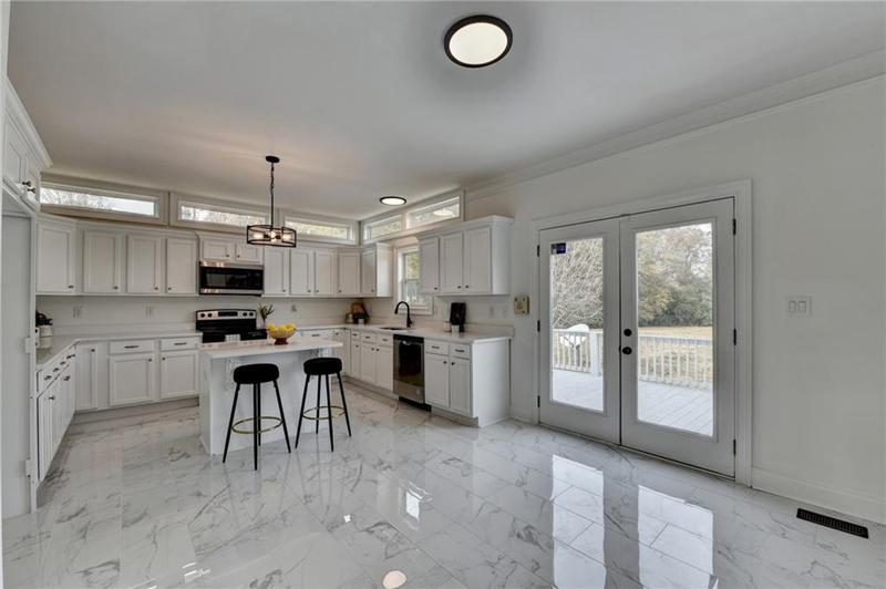 Image for property 200 Hargrove Circle, Winterville, GA 30683