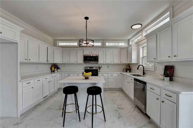 Image for property 200 Hargrove Circle, Winterville, GA 30683