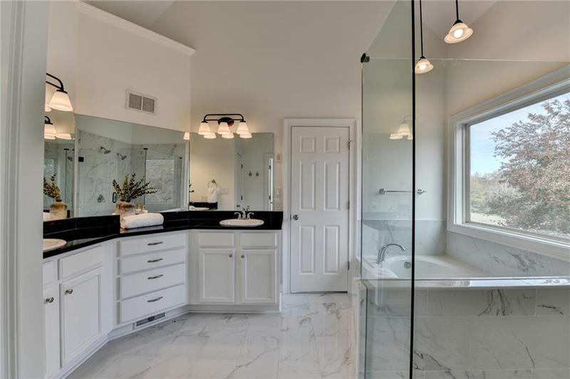 Image for property 200 Hargrove Circle, Winterville, GA 30683