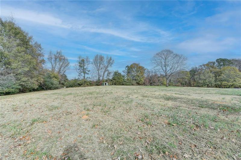 Image for property 200 Hargrove Circle, Winterville, GA 30683