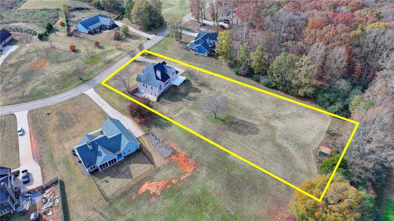 Image for property 200 Hargrove Circle, Winterville, GA 30683