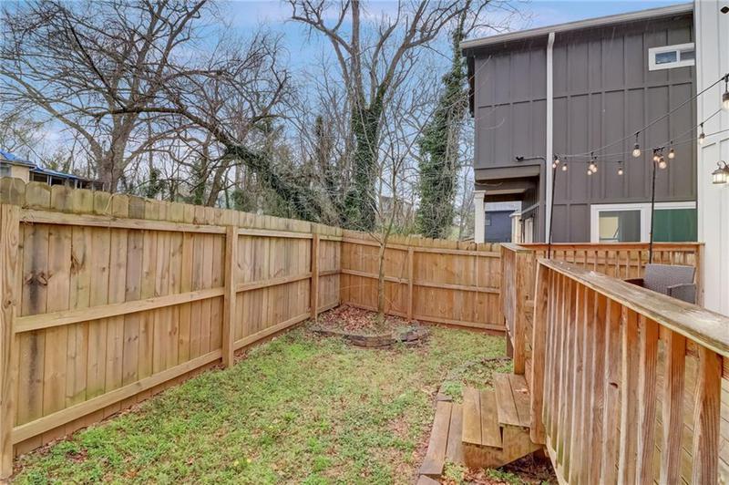 Image for property 975 Welch Street, Atlanta, GA 30310