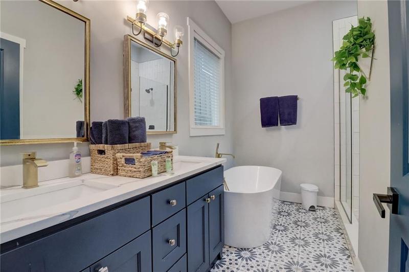 Image for property 975 Welch Street, Atlanta, GA 30310
