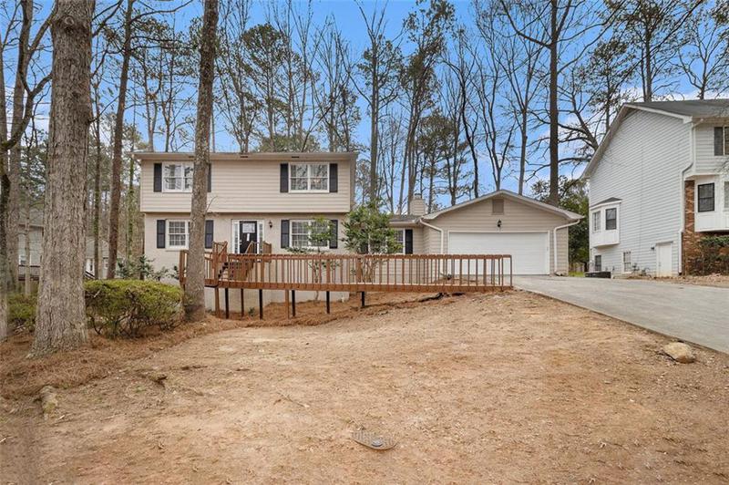 Image for property 1731 FIELDGREEN OVERLOOK, Stone Mountain, GA 30088