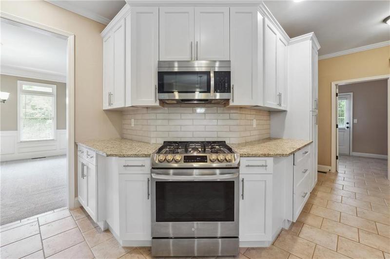 Image for property 6925 Keswick Court, Cumming, GA 30040
