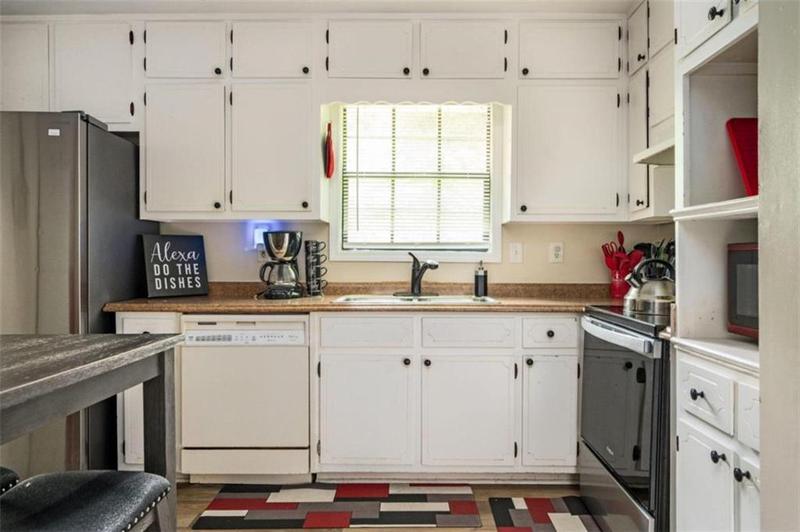 Image for property 1236 Country Pine Drive, Ellenwood, GA 30294