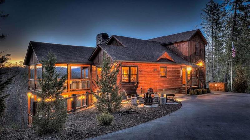 Image for property 6 Pontoosuc Drive, Mineral Bluff, GA 30559