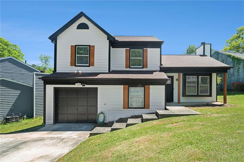 Image for property 1703 Laurel Creek Circle, Lithonia, GA 30058