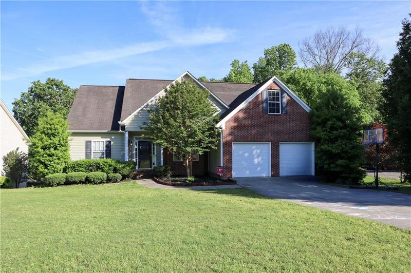 Image for property 110 Granny Smith Drive, Calhoun, GA 30701