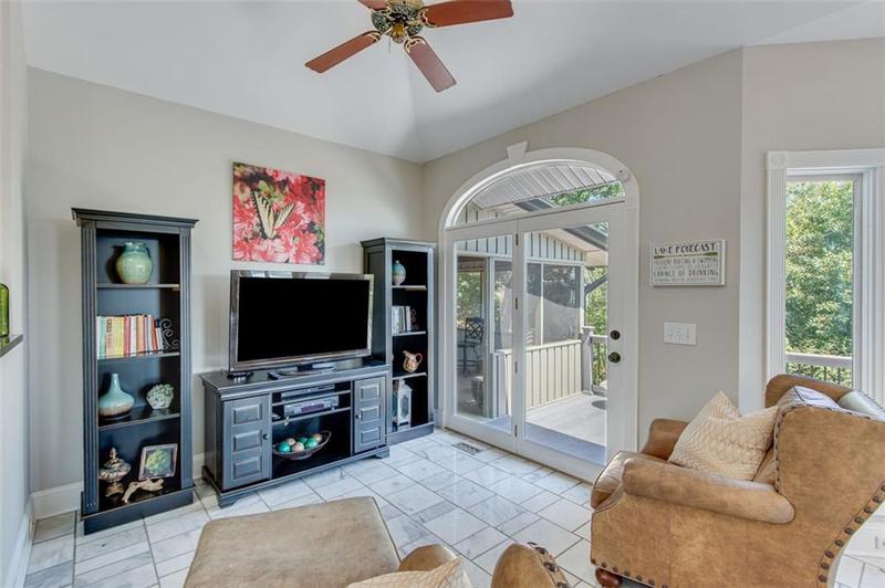 Image for property 2935 THOMPSON MILL Road, Gainesville, GA 30506
