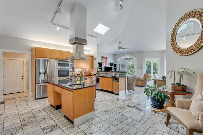 Image for property 2935 THOMPSON MILL Road, Gainesville, GA 30506
