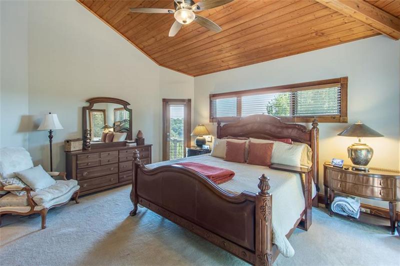 Image for property 2935 THOMPSON MILL Road, Gainesville, GA 30506