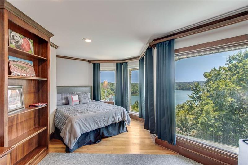 Image for property 2935 THOMPSON MILL Road, Gainesville, GA 30506