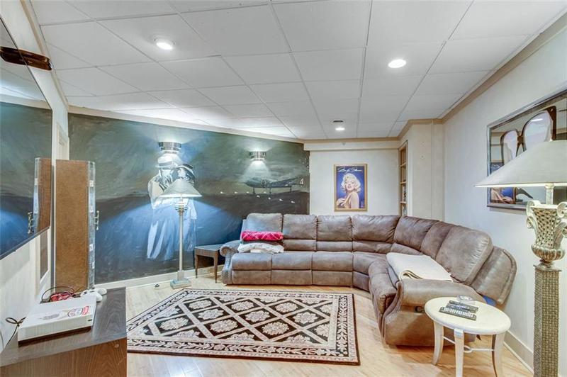 Image for property 2935 THOMPSON MILL Road, Gainesville, GA 30506