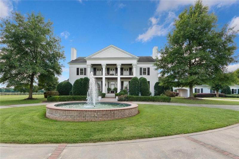 Image for property 211 Darby Road, Calhoun, GA 30701