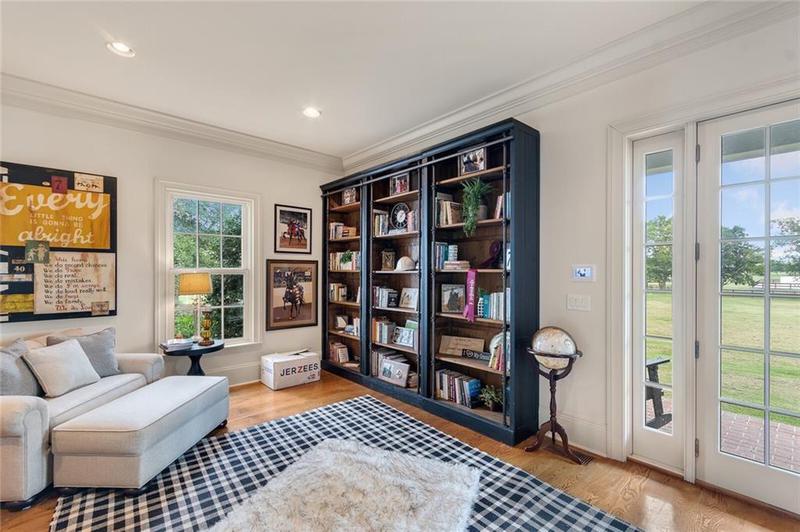 Image for property 211 Darby Road, Calhoun, GA 30701